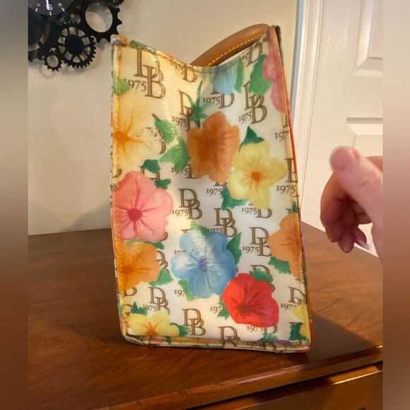 Vintage Dooney and Bourke Hibiscus Shoulder Bag & Wallet Set - Picture 10 of 15